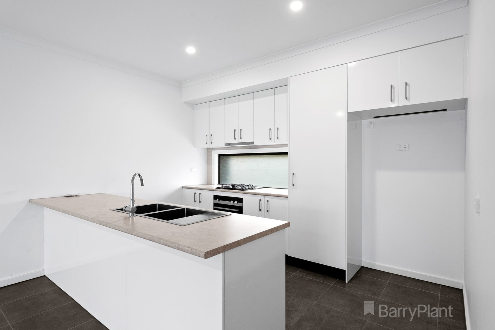 76 Station Street, Pakenham, VIC 3810, Pakenham - Thumbnail 5