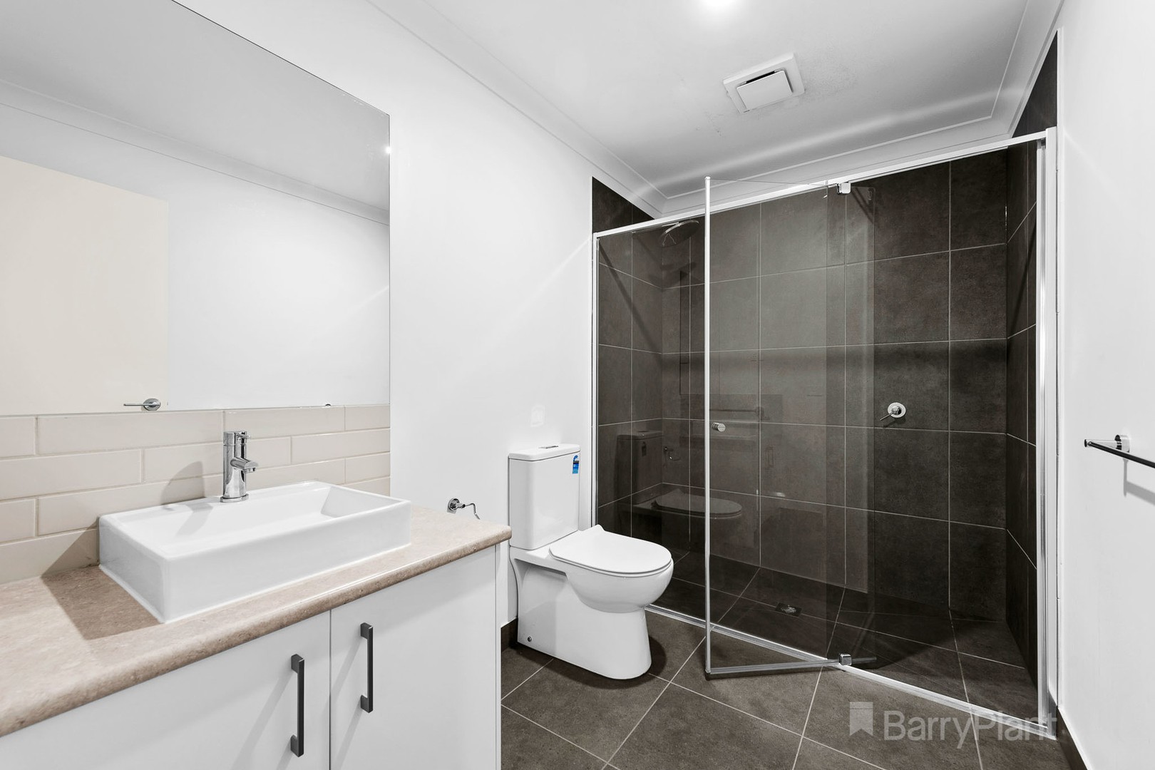 76 Station Street, Pakenham, VIC 3810, Pakenham - Thumbnail 7