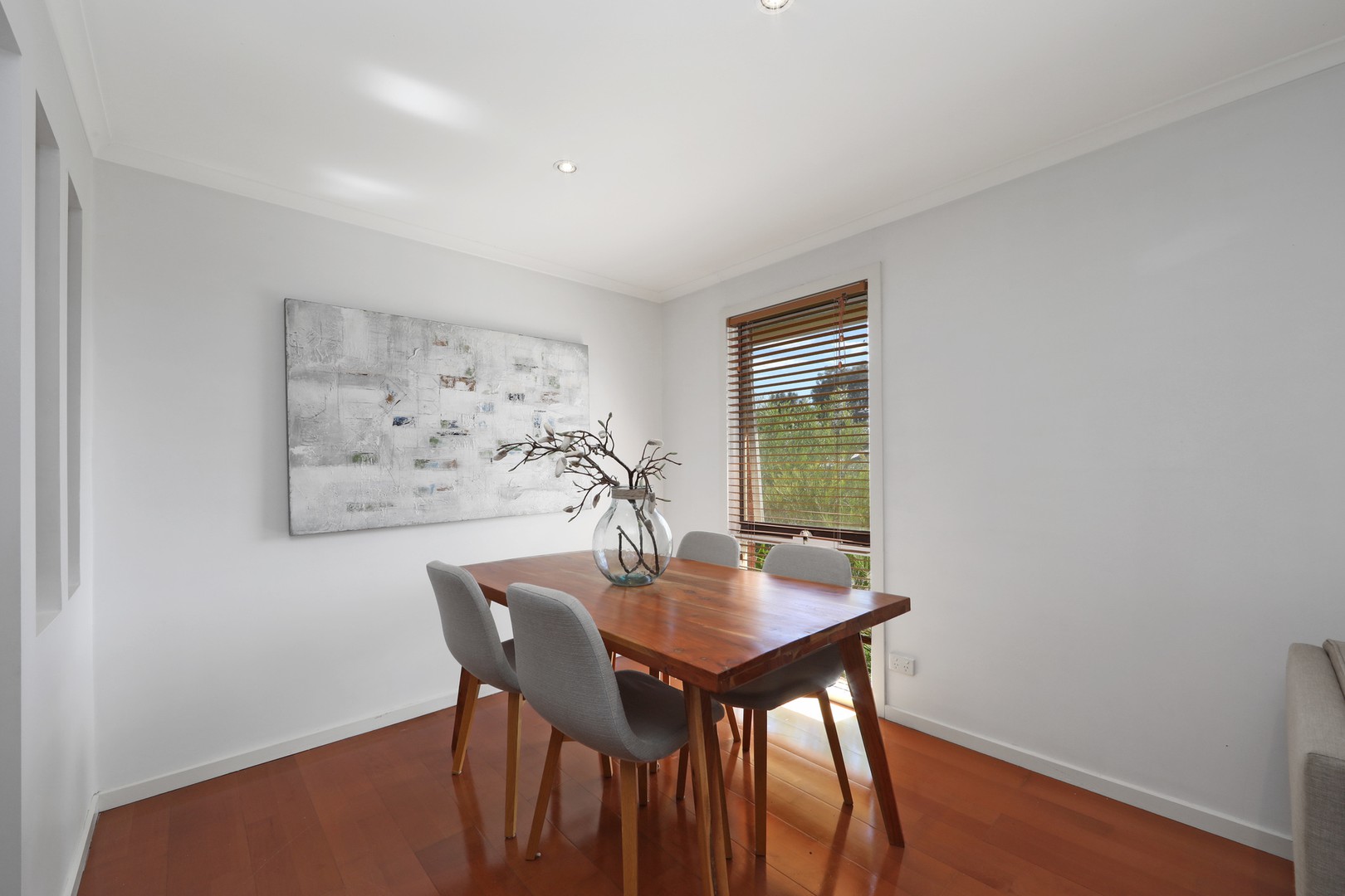 76 Sullivan Avenue, Lysterfield, VIC 3156 - Thumbnail 2 - 18/03/2022