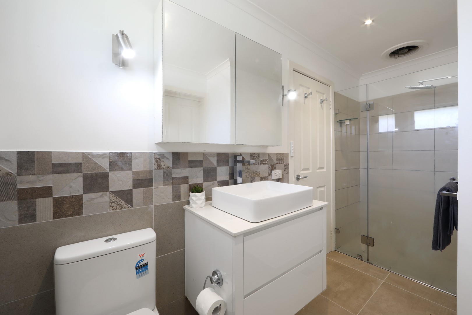 76 Sullivan Avenue, Lysterfield, VIC 3156, Lysterfield - Thumbnail 8