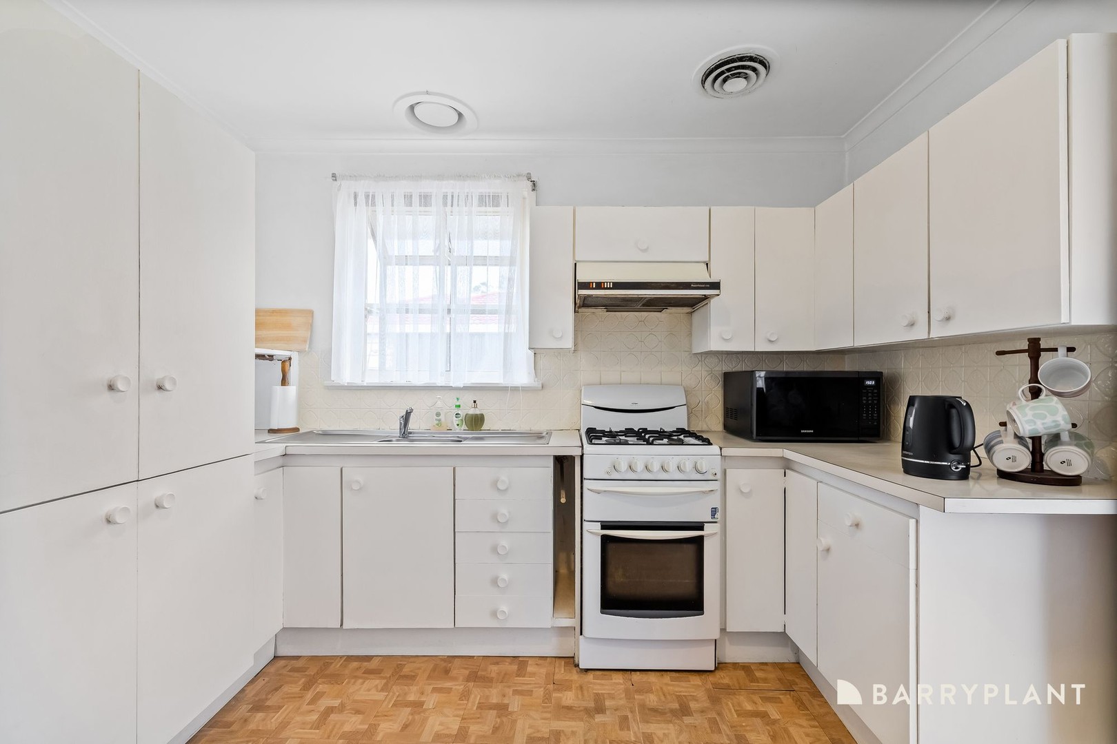 76 Warmington Road, Sunshine West, VIC 3020, Sunshine West - Thumbnail 5