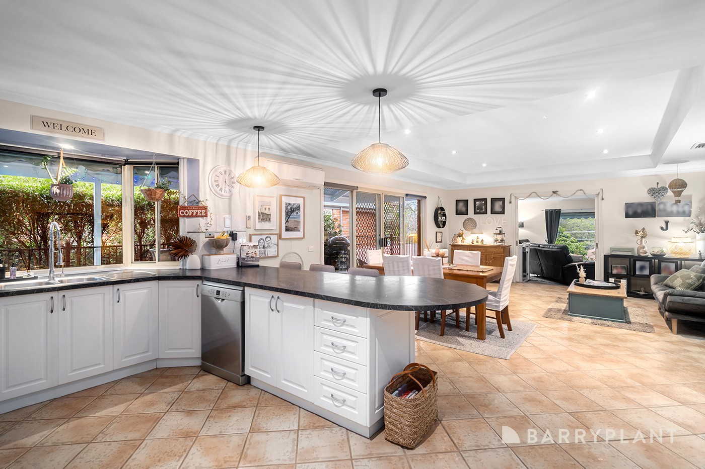 76 Yarra Valley Boulevard, Chirnside Park, VIC 3116, Chirnside Park - Thumbnail 3