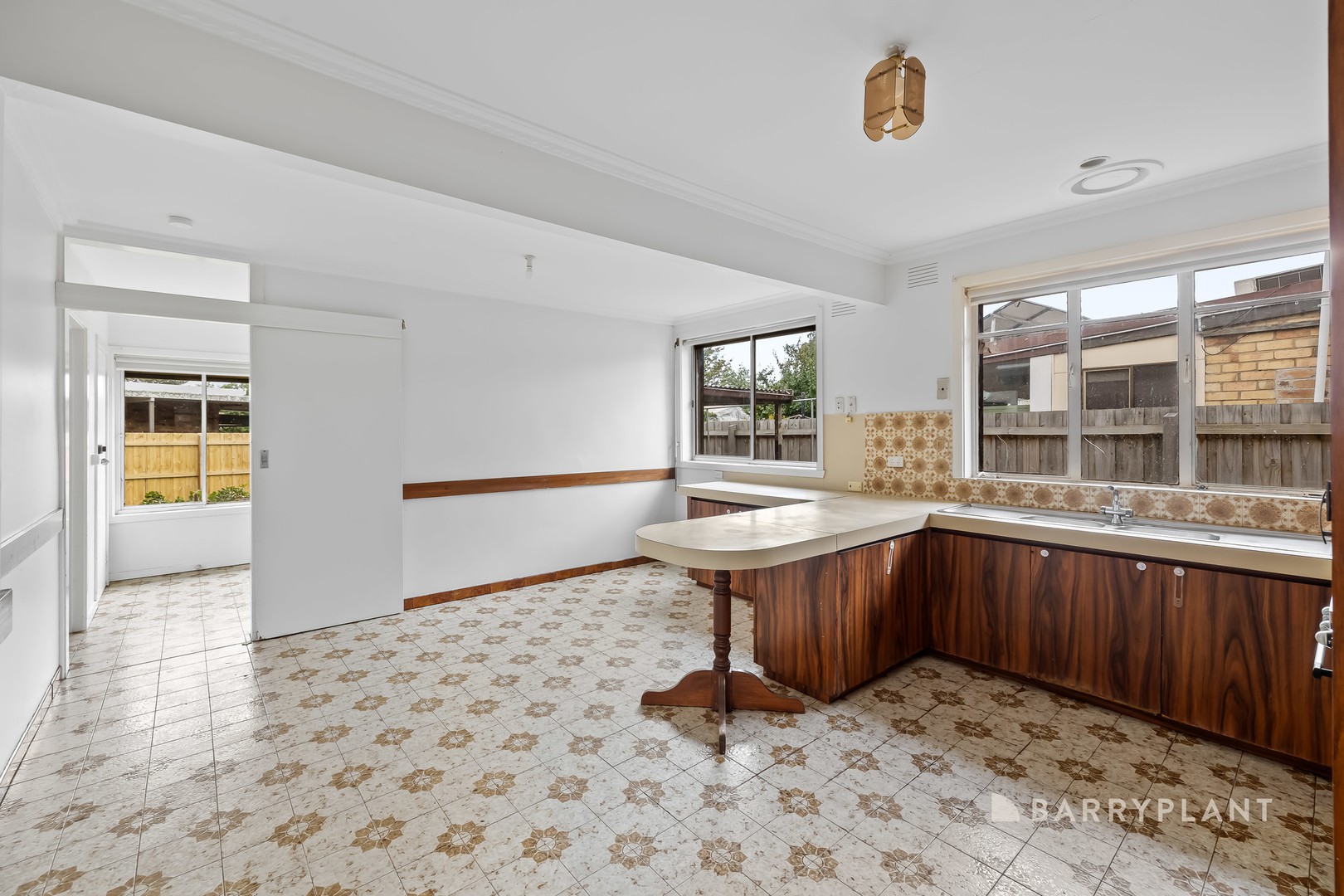 77 Cheddar Road, Reservoir, VIC 3073, Reservoir - Thumbnail 6