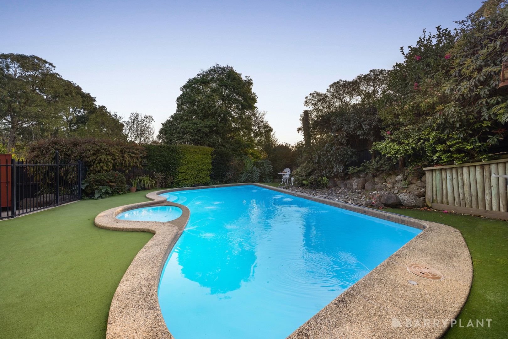 77 Dellfield Drive, Templestowe, VIC 3106 - Thumbnail 2 - 16/09/2026