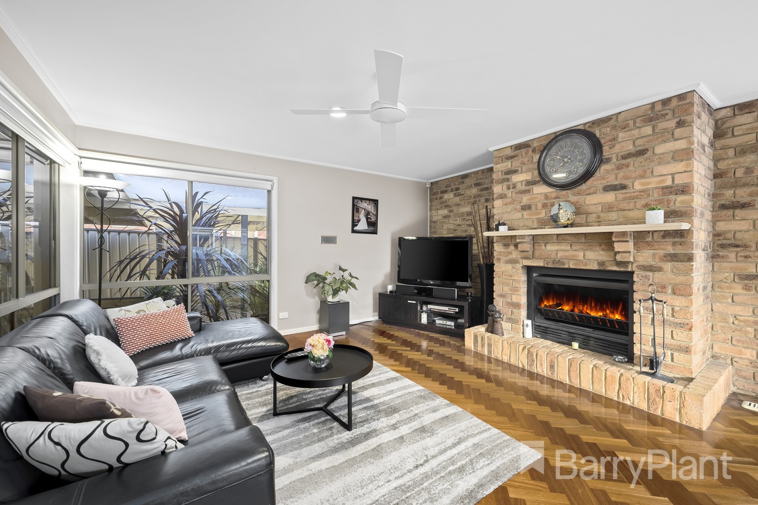 77 Edmund Rice Parade, Watsonia North, VIC 3087, Watsonia North - Thumbnail 2