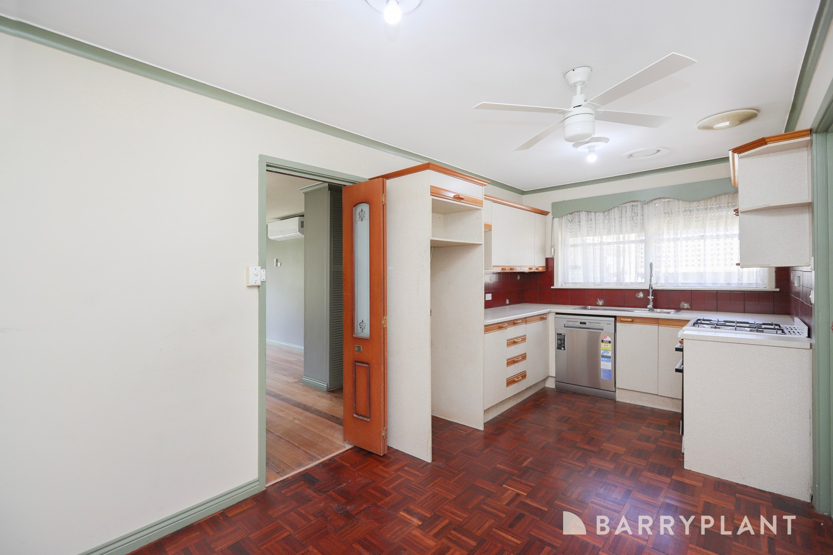 77 Fairbairn Road, Sunshine West, VIC 3020, Sunshine West - Thumbnail 8