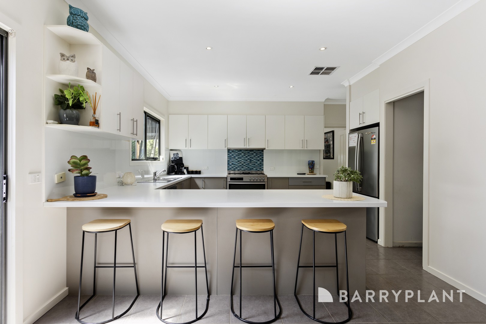 77 Follett Drive, Nyora, VIC 3987, Nyora - Thumbnail 3