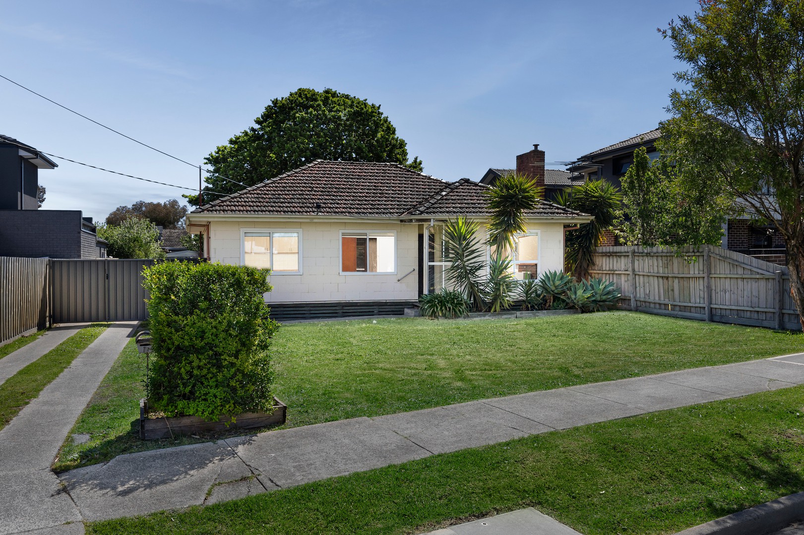 77 Glen Street, Glenroy, VIC 3046