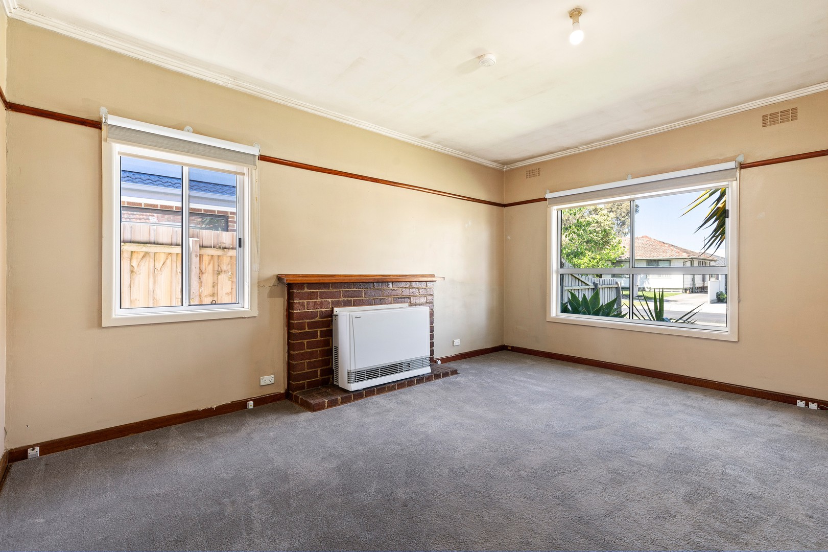 77 Glen Street, Glenroy, VIC 3046, Glenroy - Thumbnail 3