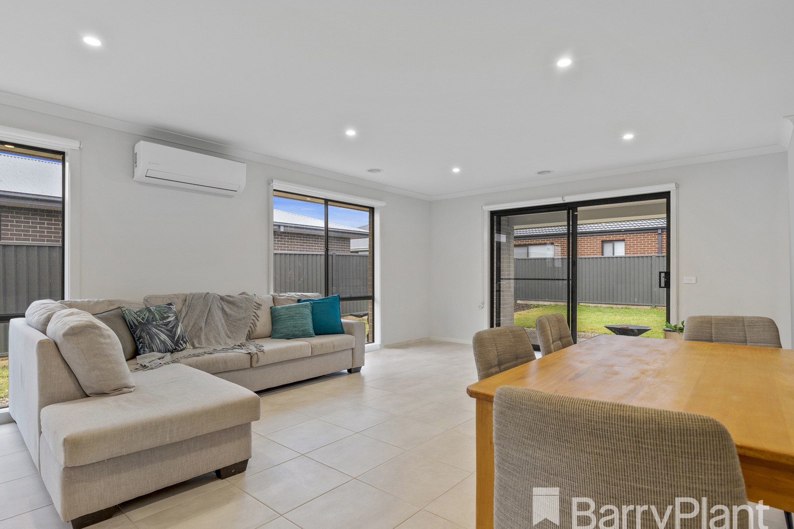 77 Grainger ParadeLucas, VIC 3350, Lucas - Thumbnail 4