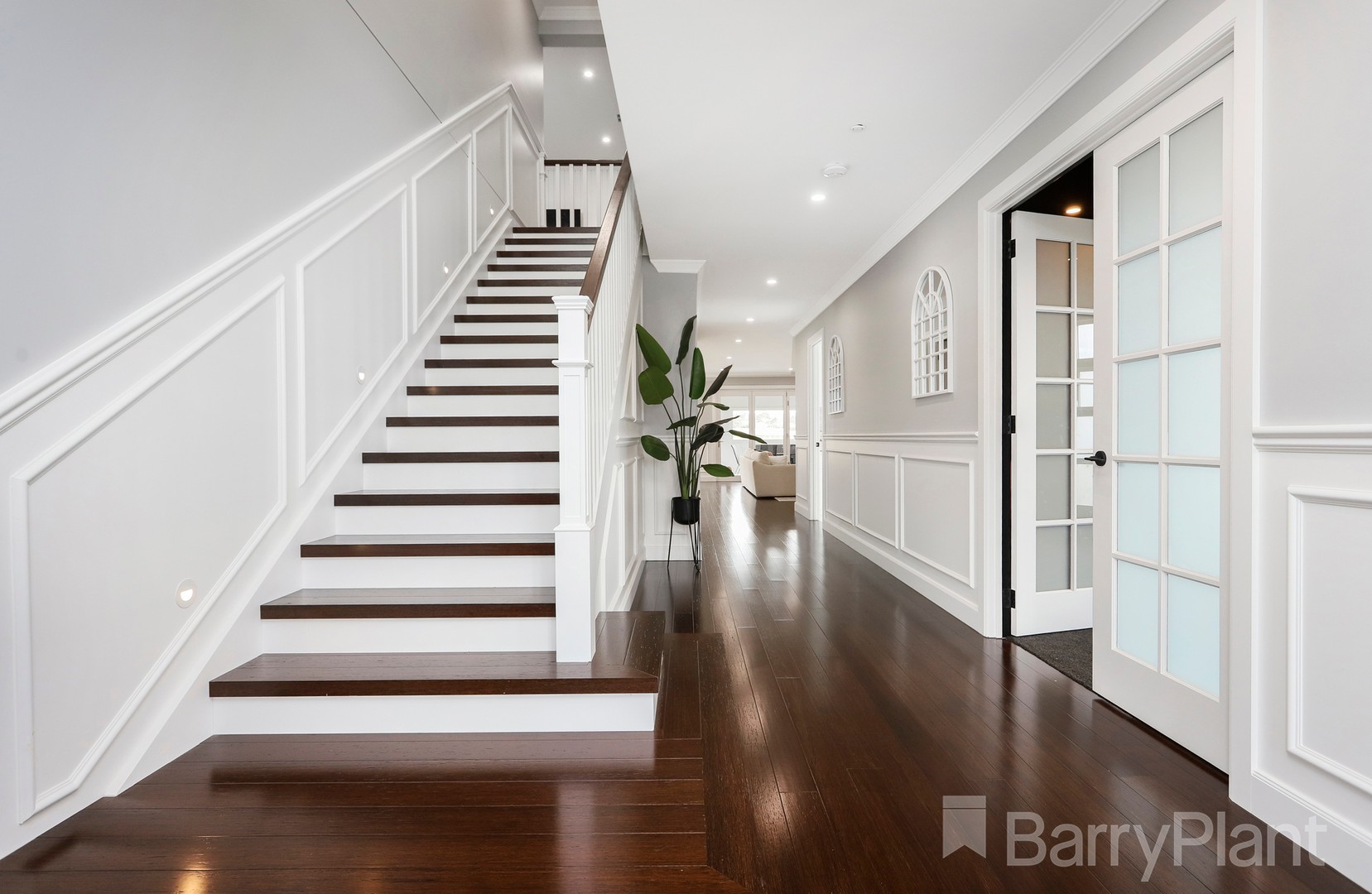 77 Hillview Road, Greenvale, VIC 3059 - Thumbnail 2 - 23/11/2022