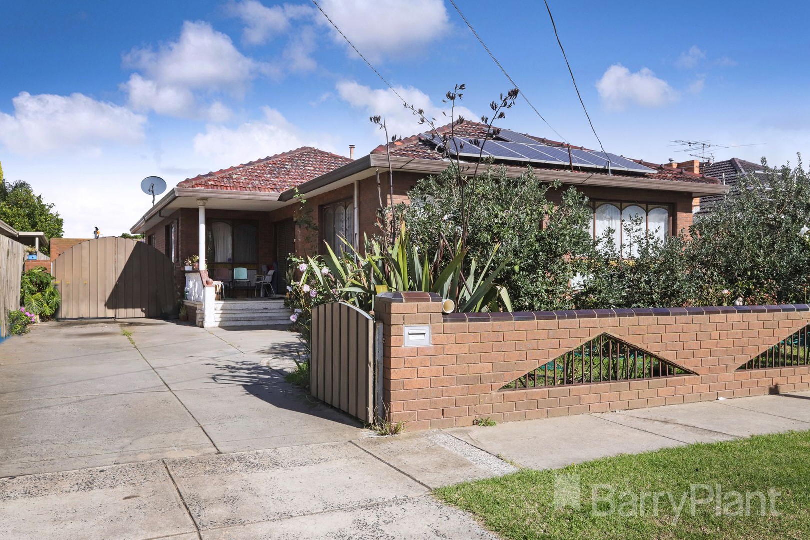 77 Joan Street, Sunshine West, VIC 3020, Sunshine West - Thumbnail 2