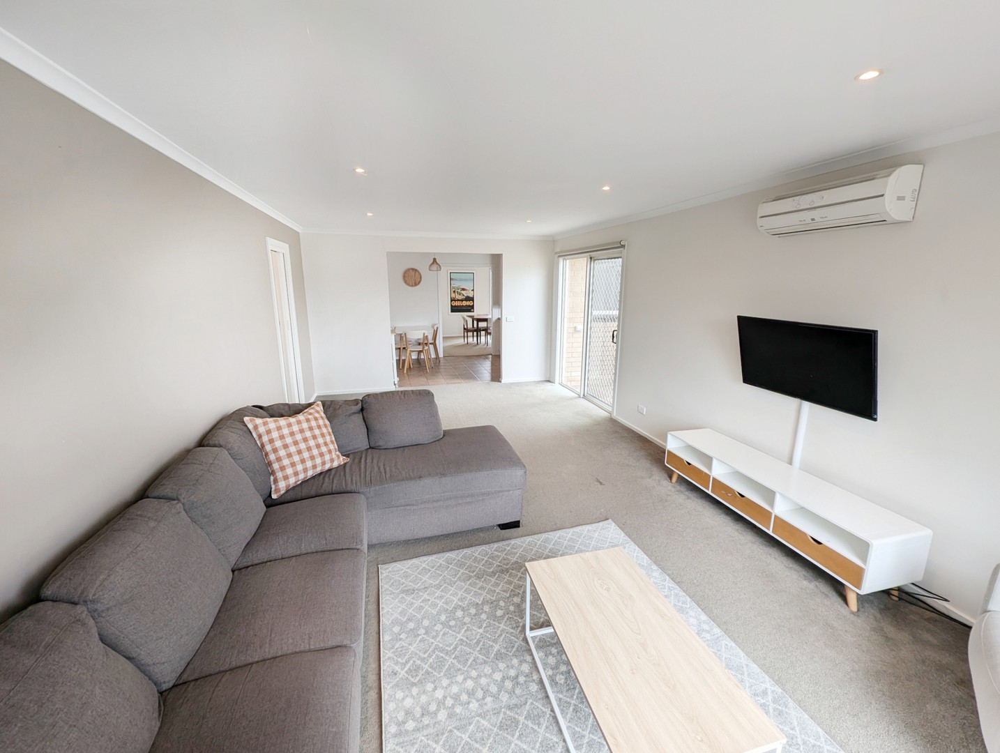 77 Laura Avenue, Belmont, VIC 3216, Belmont - Thumbnail 6