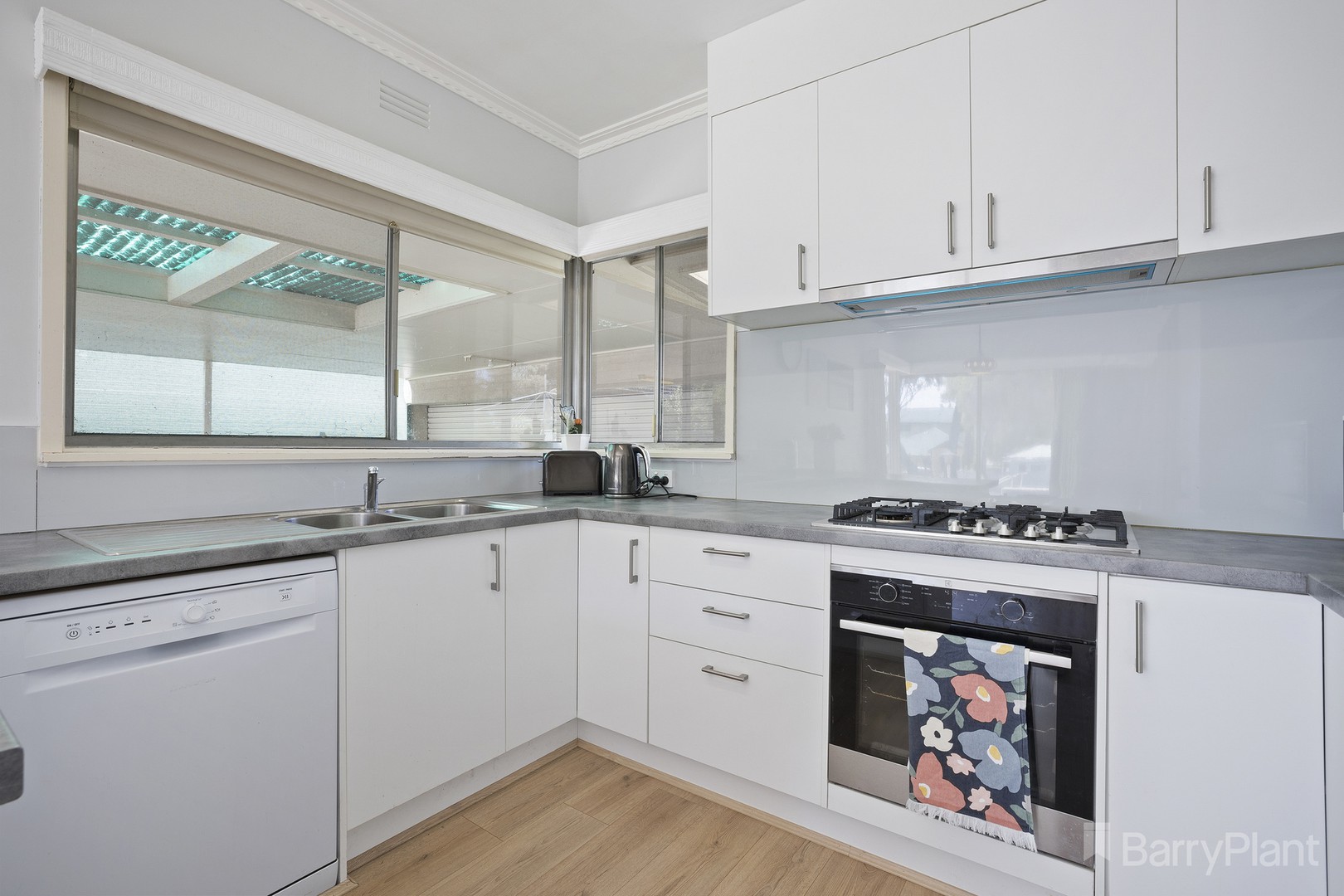 77 Lockwood RoadKangaroo Flat, VIC 3555, Kangaroo Flat - Thumbnail 3