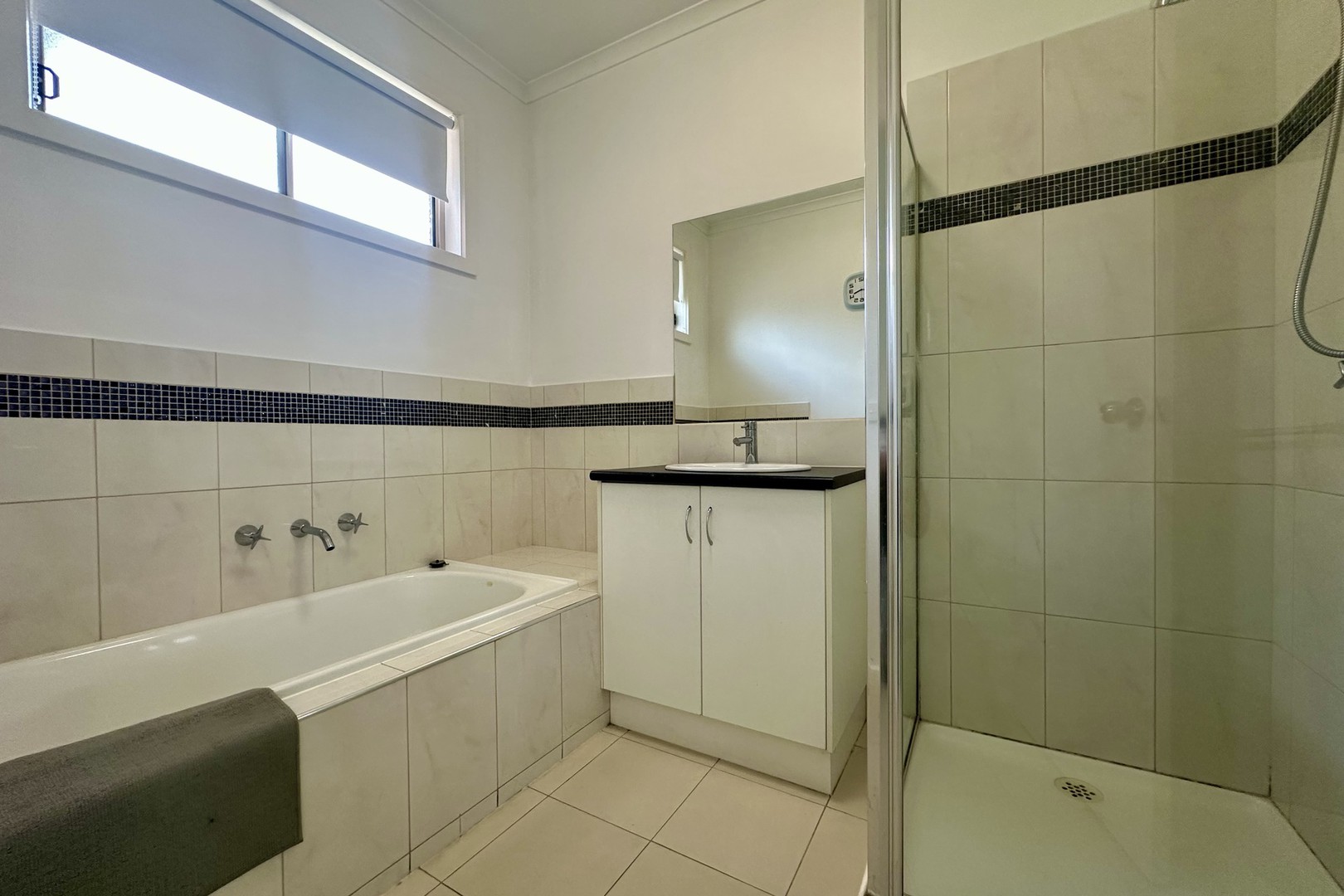 77 Marshall Avenue, St Albans, VIC 3021, St Albans - Thumbnail 4
