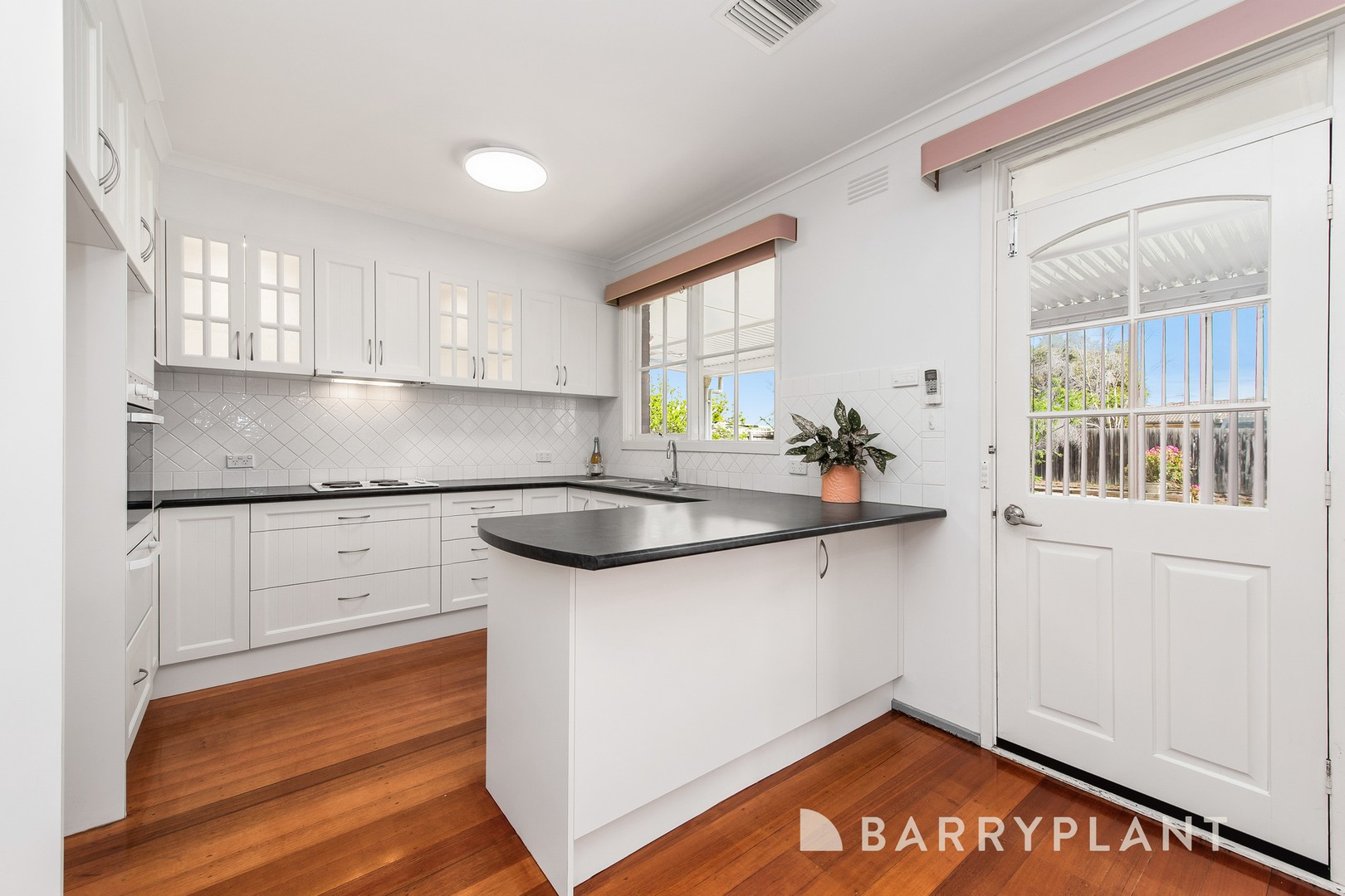 77 Mossfiel Drive, Hoppers Crossing, VIC 3029, Hoppers Crossing - Thumbnail 6