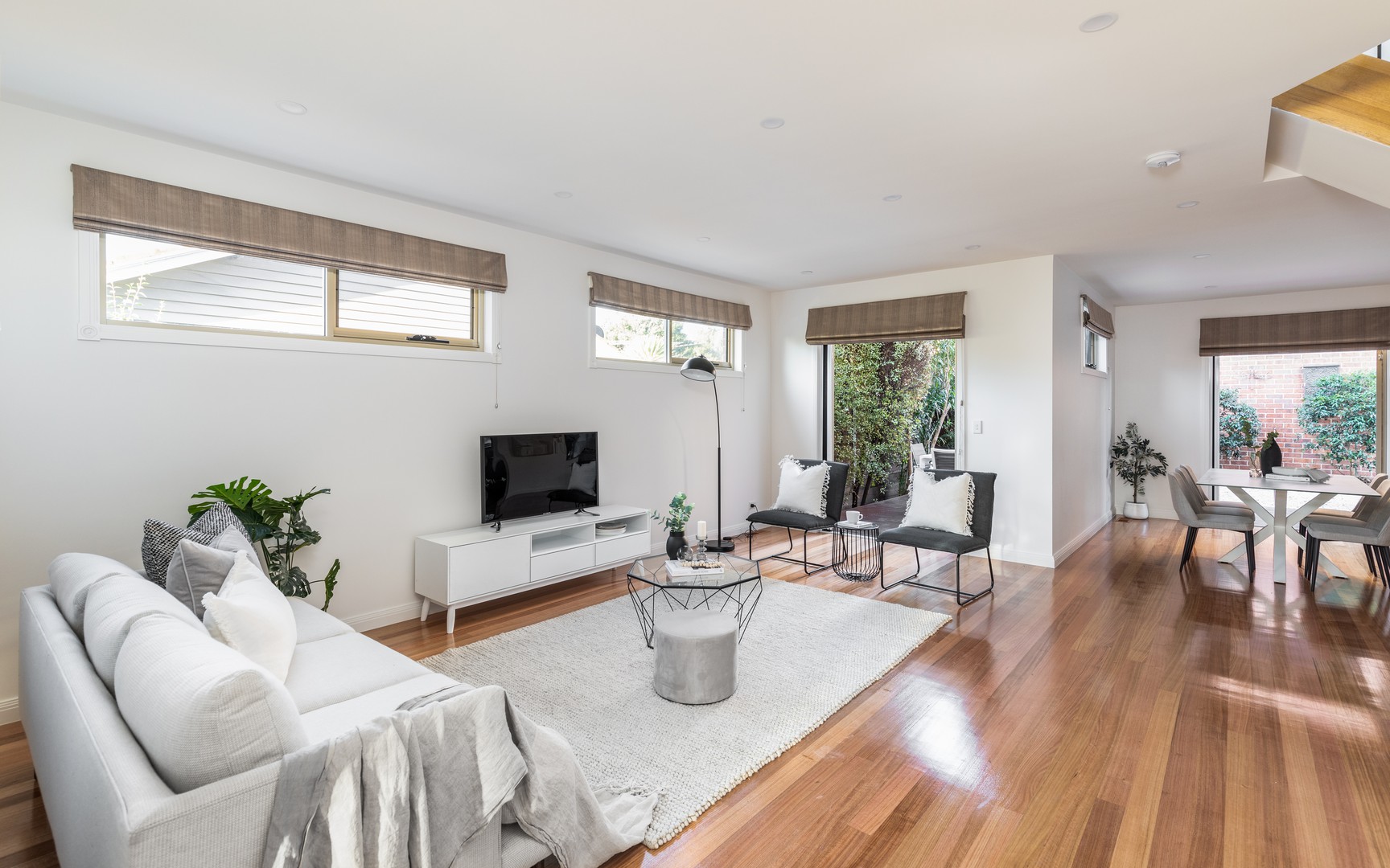 77 Park Road, Glen Iris, VIC 3146, Glen Iris - Thumbnail 3