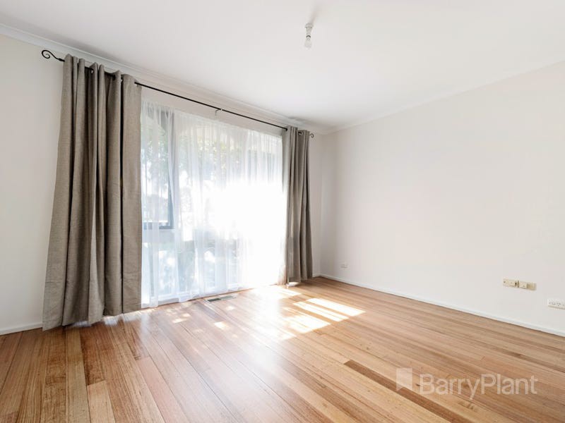77 Shelton Crescent, Noble Park North, VIC 3174, Noble Park North - Thumbnail 5