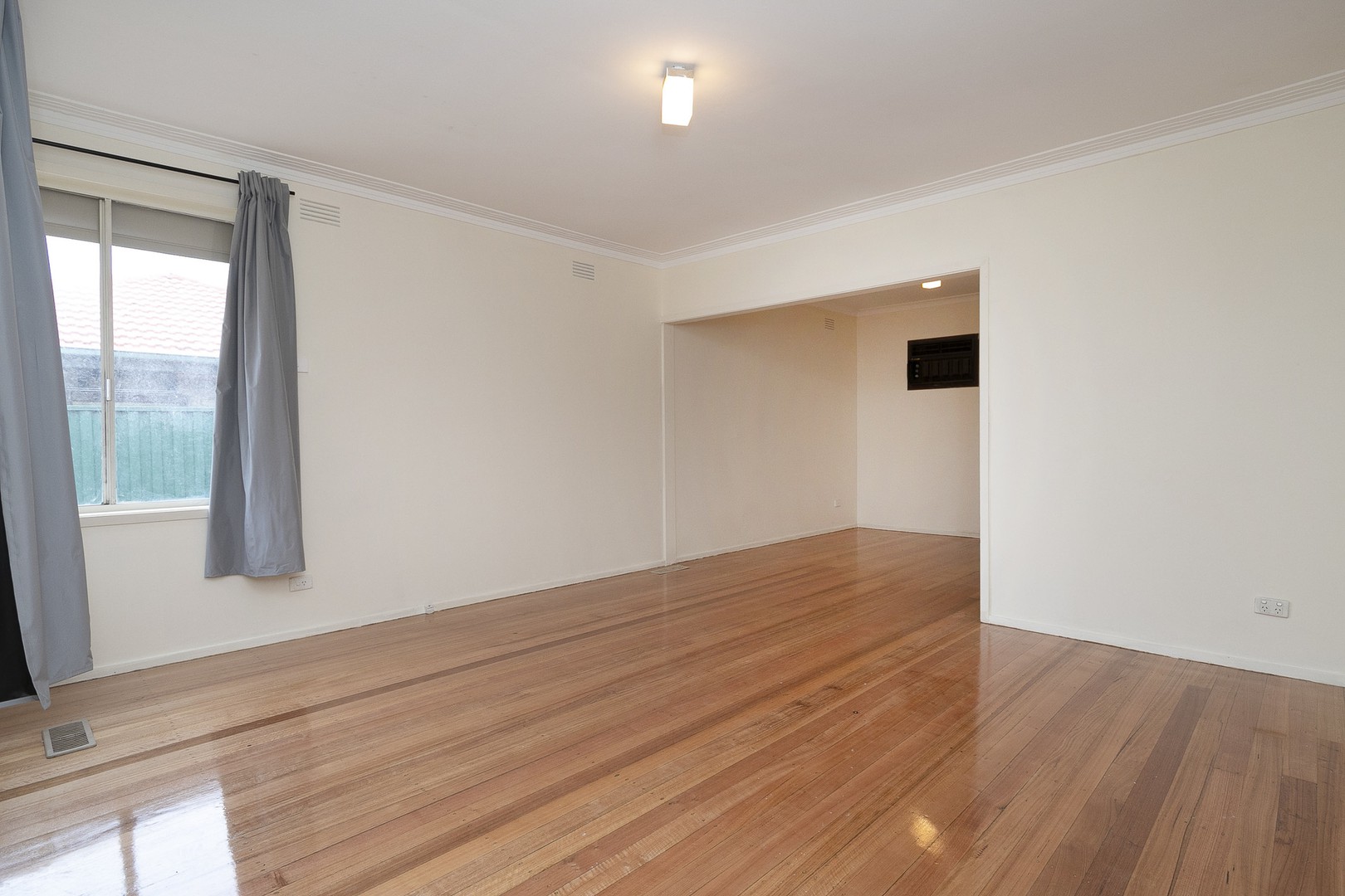 77 St Albans Road, St Albans, VIC 3021, St Albans - Thumbnail 3