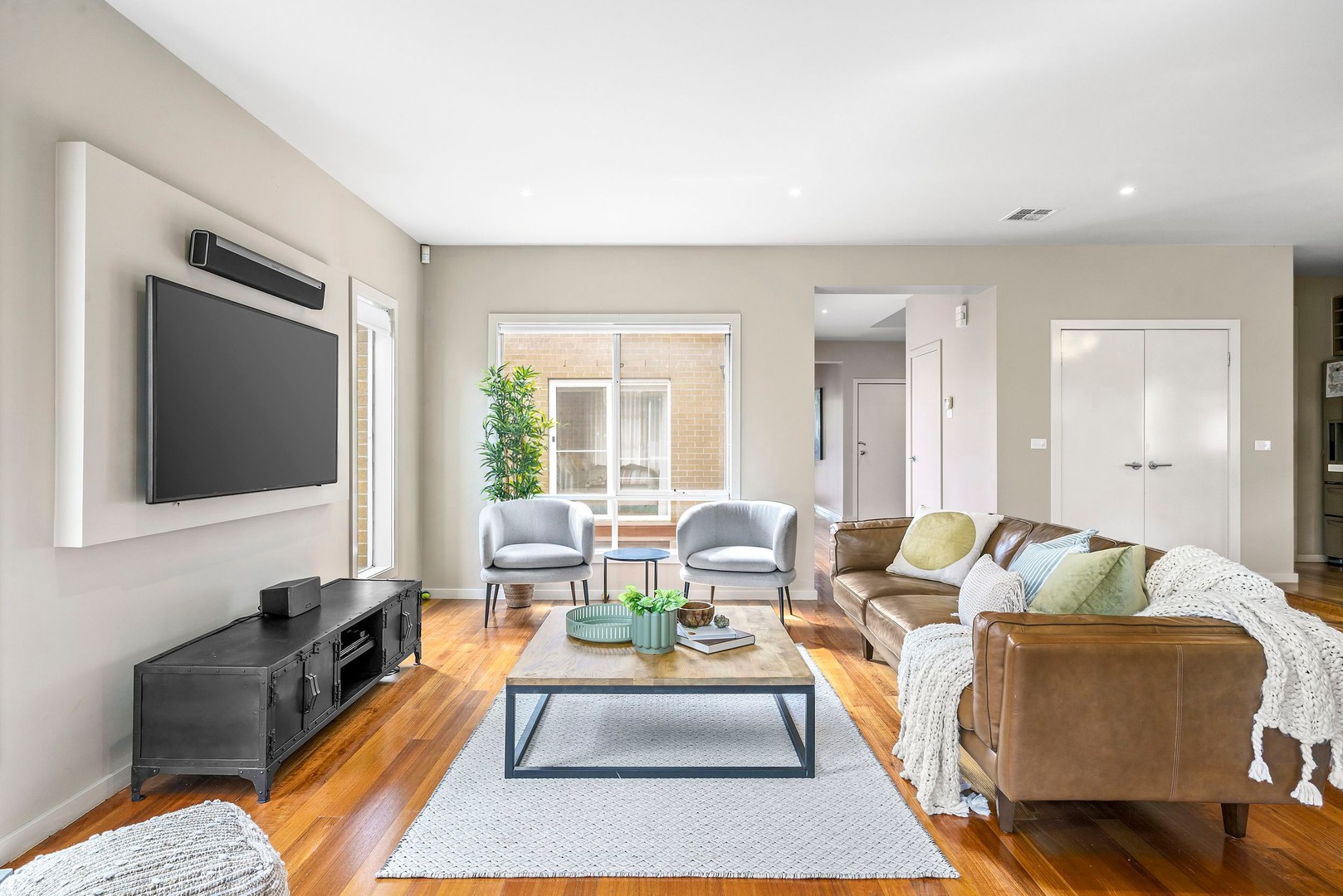 77 Steele Creek Drive, Keilor East, VIC 3033, Keilor East - Thumbnail 4