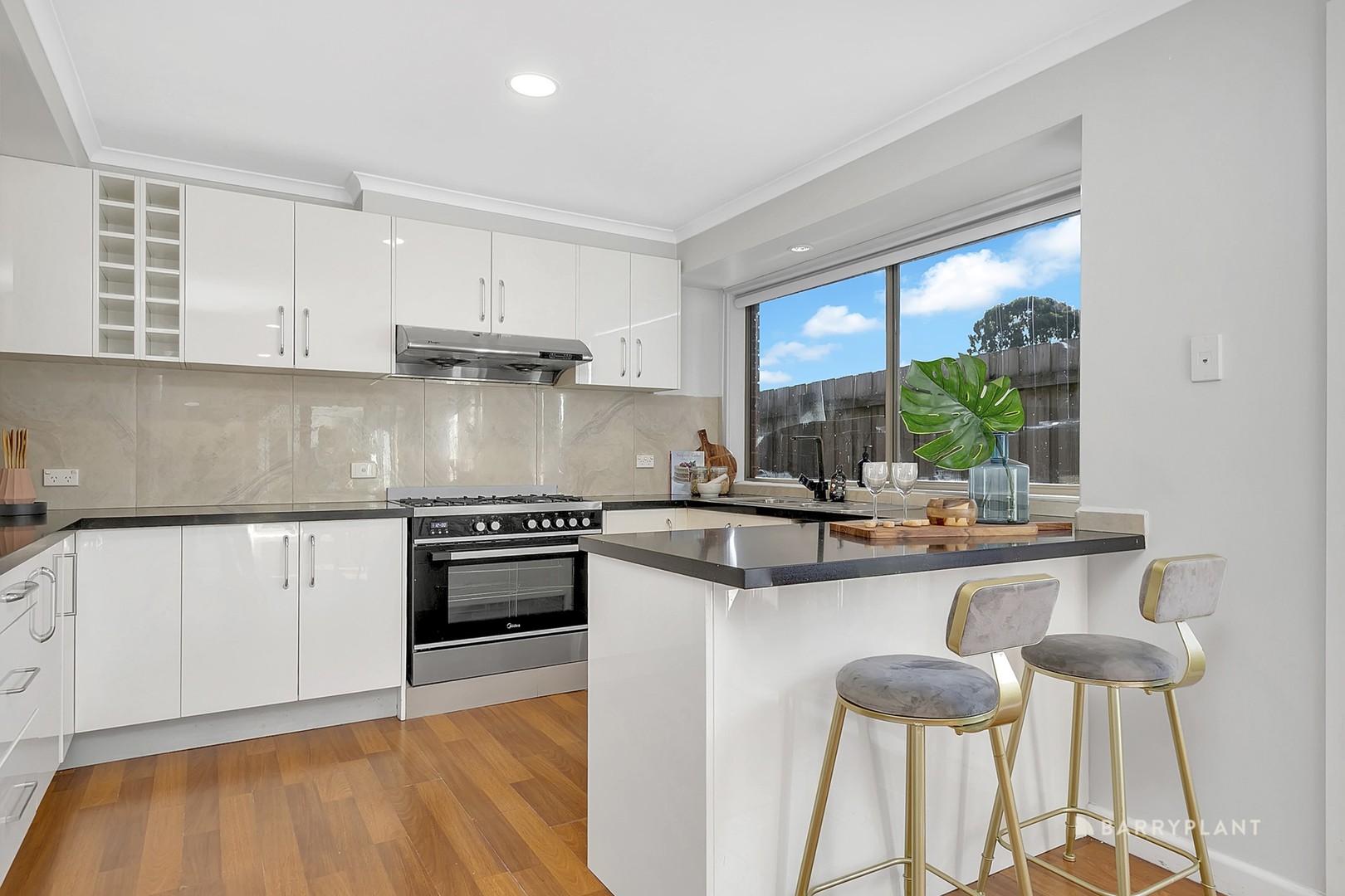 77 Thompson Circuit, Mill Park, VIC 3082, Mill Park - Thumbnail 6