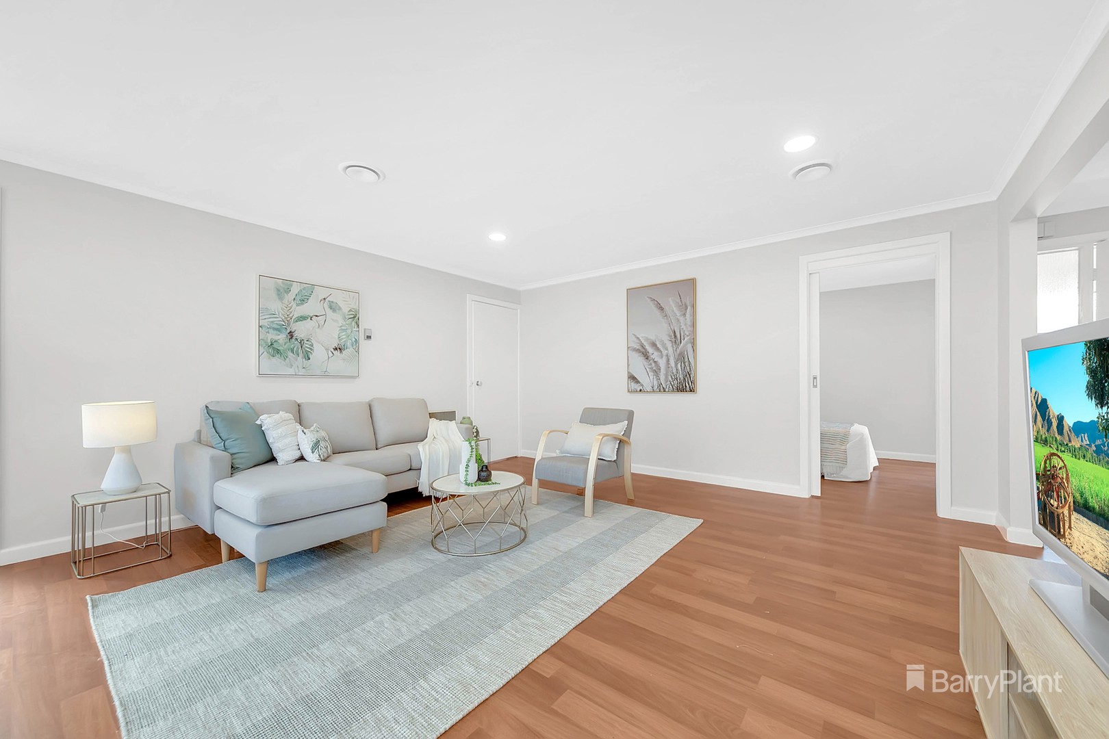 77 Thompson Circuit, Mill Park, VIC 3082, Mill Park - Thumbnail 7