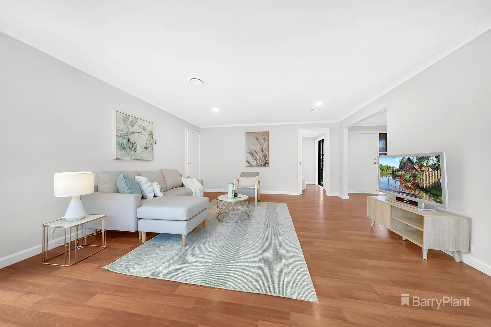 77 Thompson Circuit, Mill Park, VIC 3082, Mill Park - Thumbnail 8