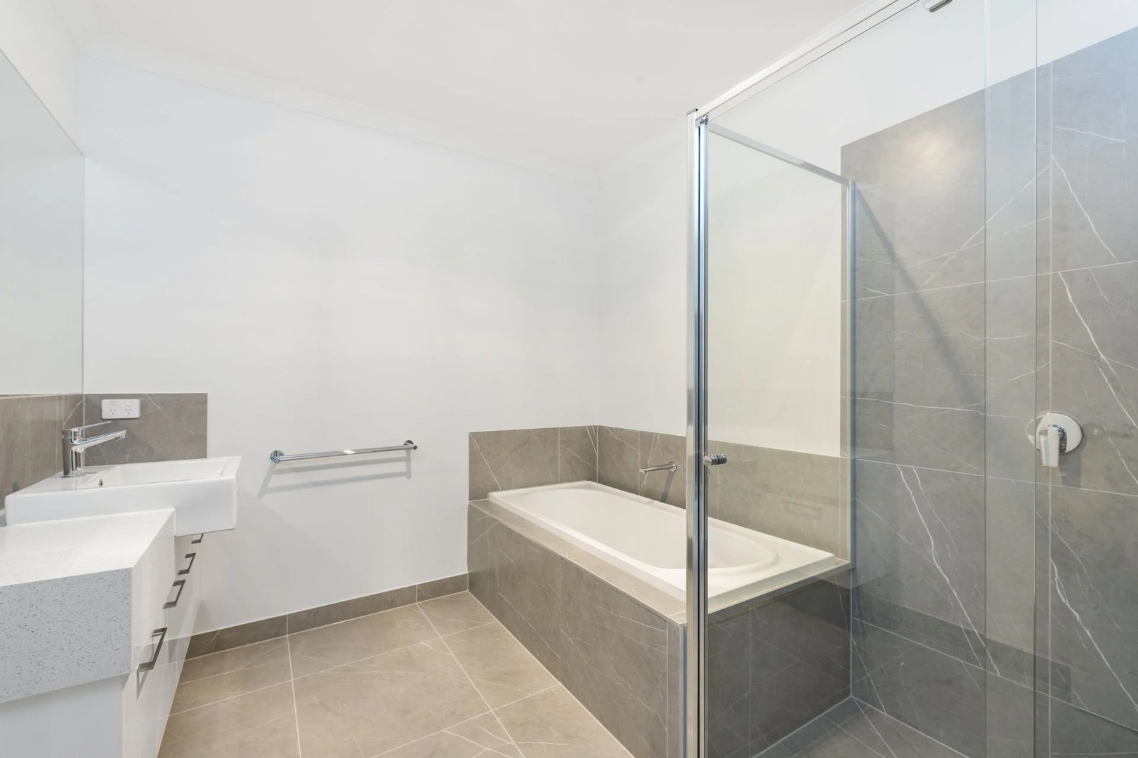 77A Sullivan Avenue, Lysterfield, VIC 3156, Lysterfield - Thumbnail 4
