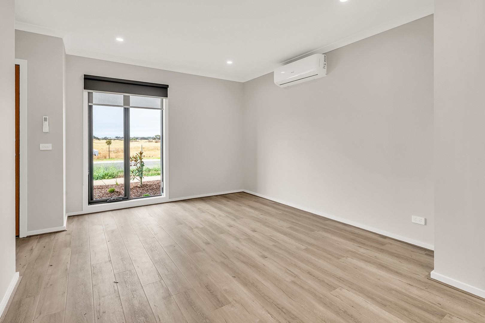 78 Brundell Avenue, Rockbank, VIC 3335 - Thumbnail 2 - 26/02/2026