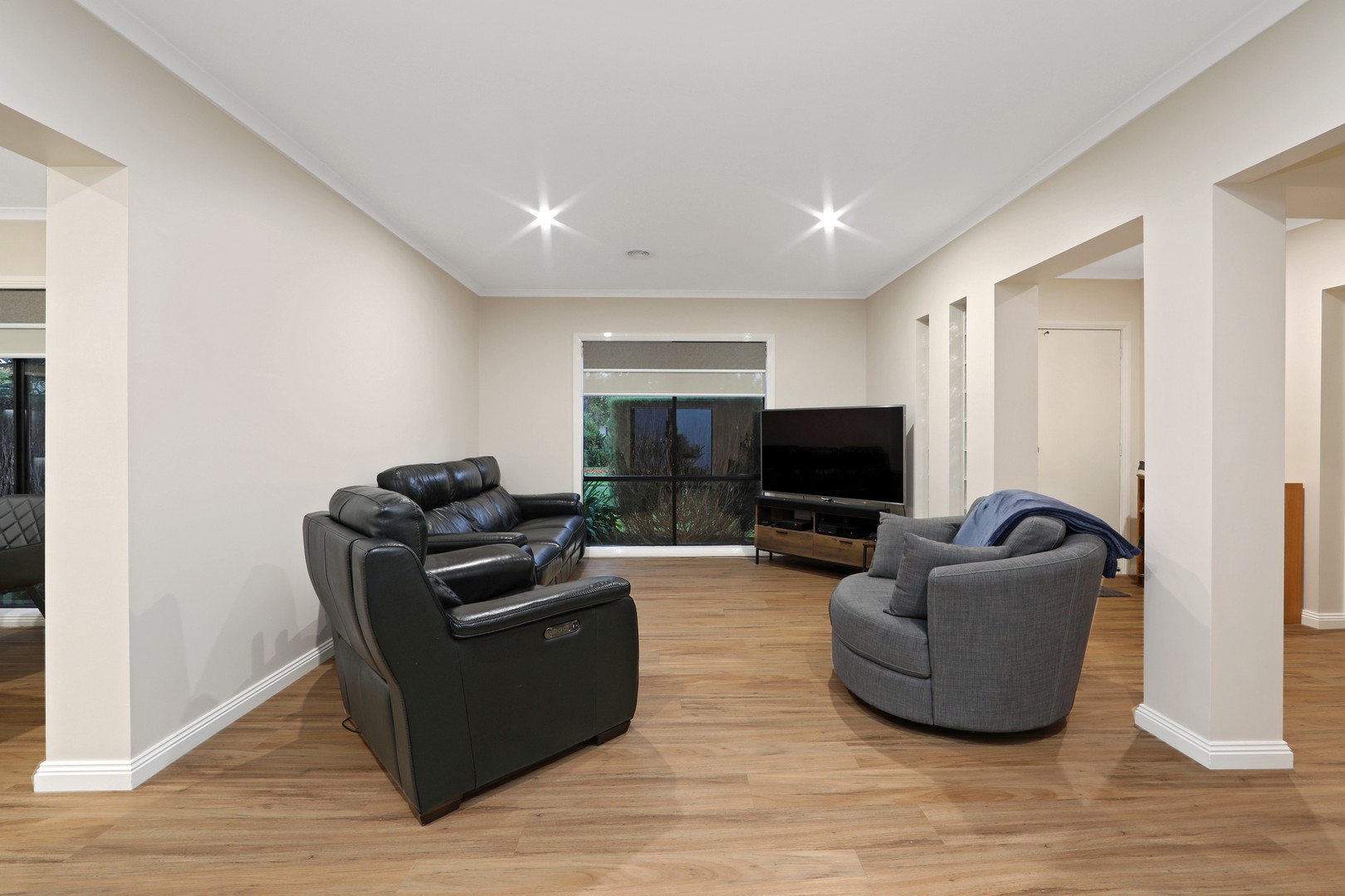 78 Sovereign Manors Crescent, Rowville, VIC 3178, Rowville - Thumbnail 5