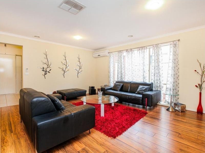 78 Springlake Avenue, Caroline Springs, VIC 3023, Caroline Springs - Thumbnail 7