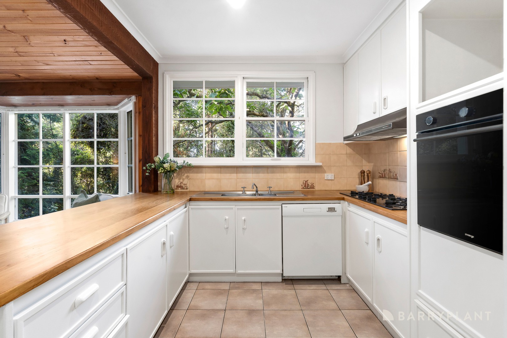 79-81 Falls Road, Kalorama, VIC 3766, Kalorama - Thumbnail 5