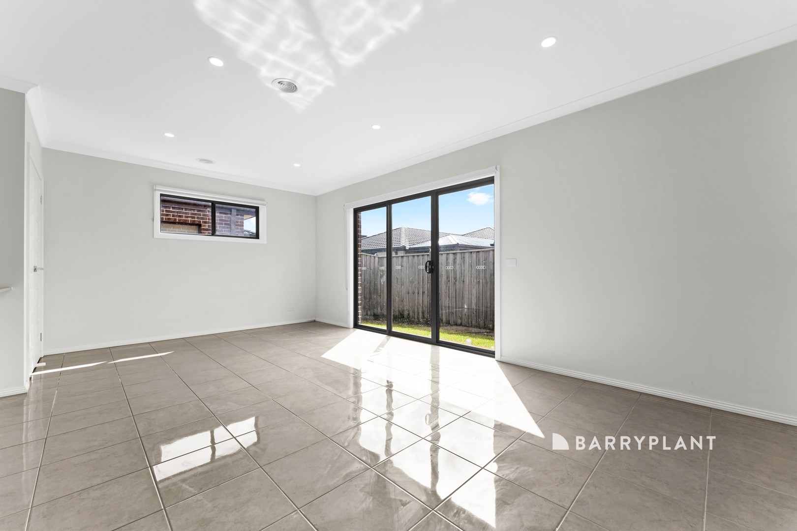 79 Clydevale Avenue, Clyde North, VIC 3978, Clyde North - Thumbnail 8