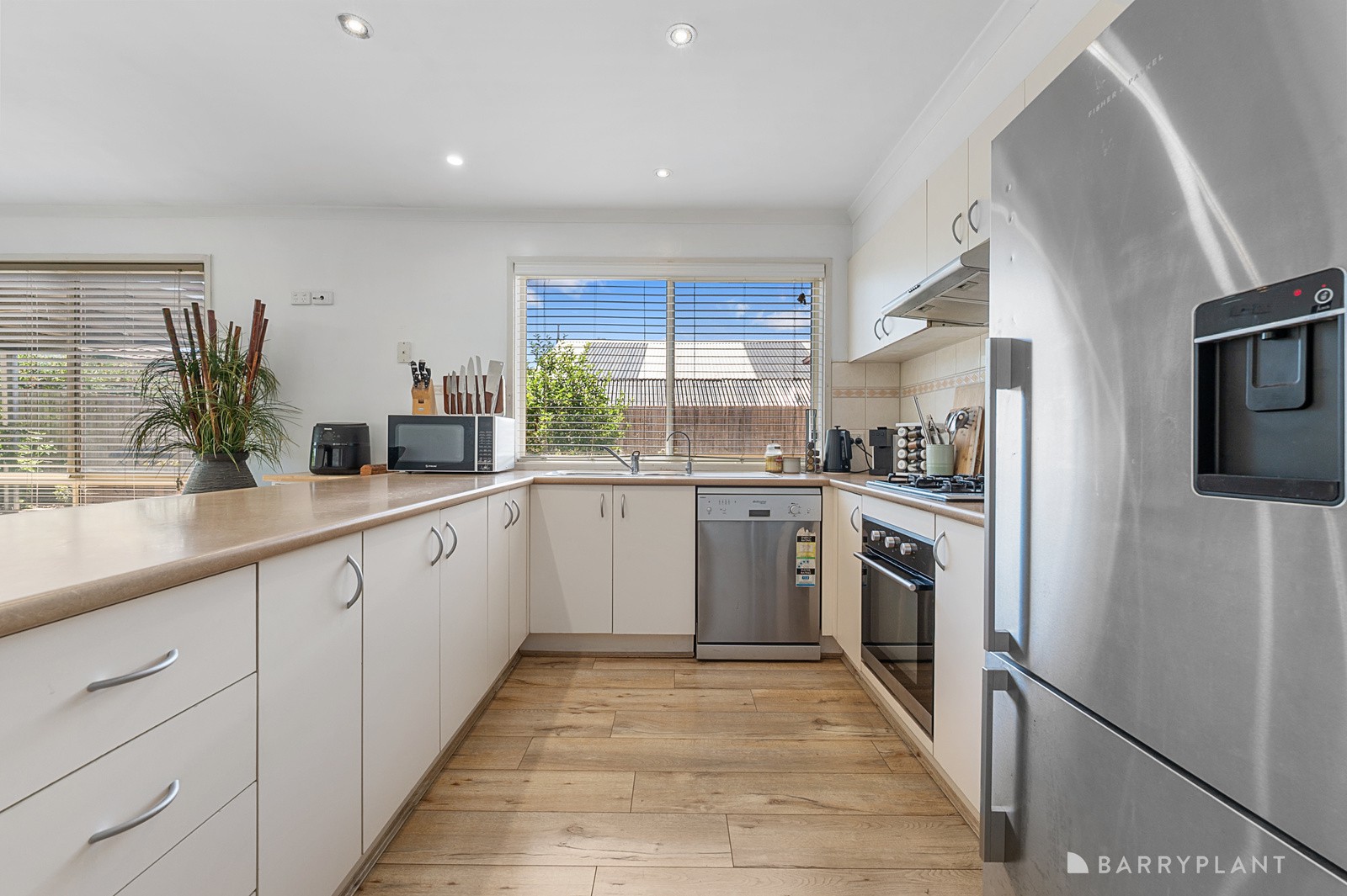 79 Dunvegan Drive, Kurunjang, VIC 3337, Kurunjang - Thumbnail 7