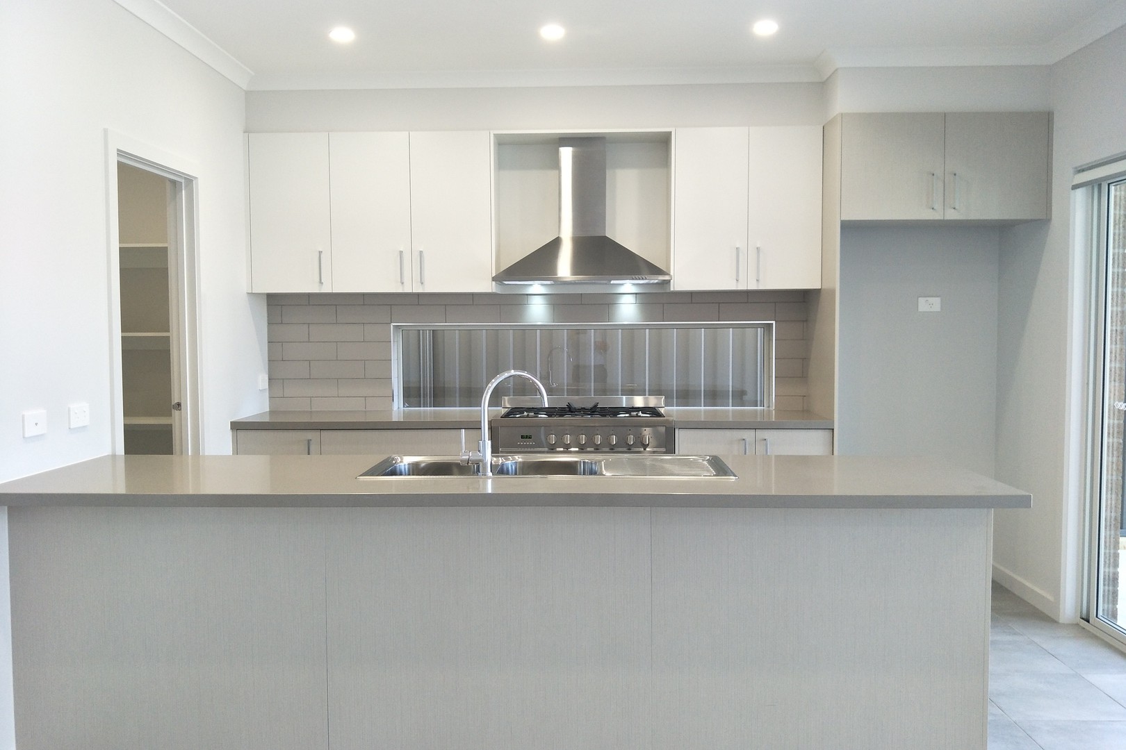 79 Orbis Avenue, Fraser Rise, VIC 3336 - Thumbnail 2 - 29/03/2022