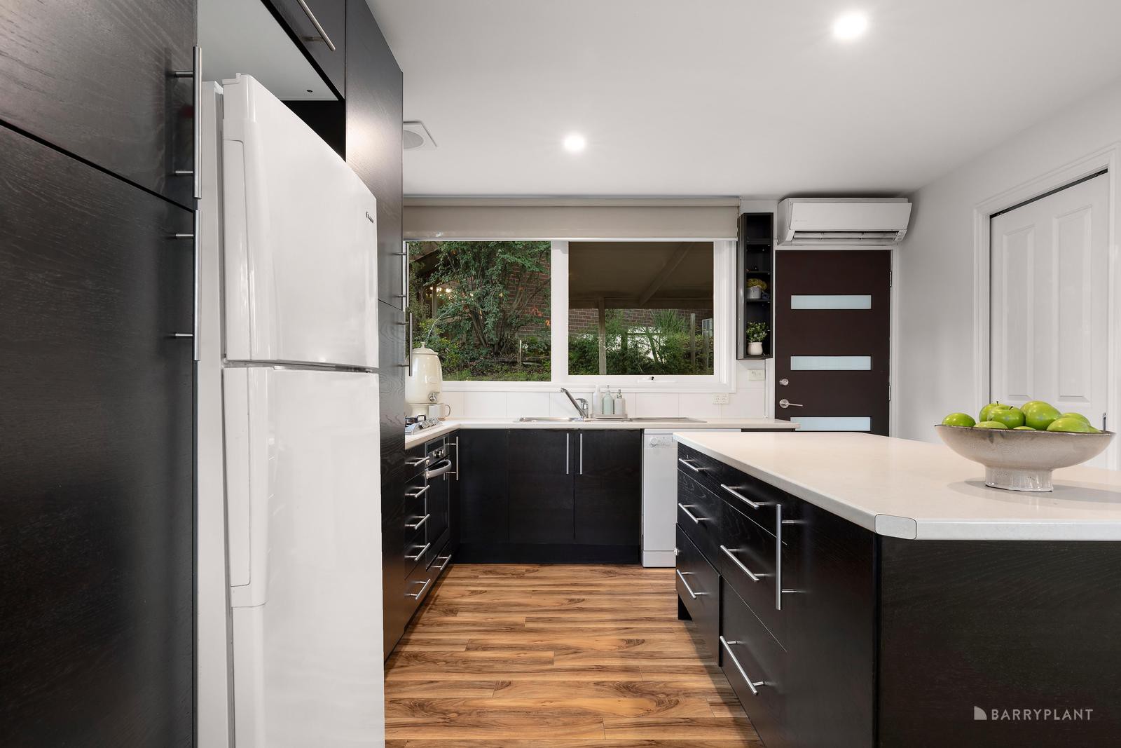 79 Scenic Crescent, Eltham North, VIC 3095, Eltham North - Thumbnail 4