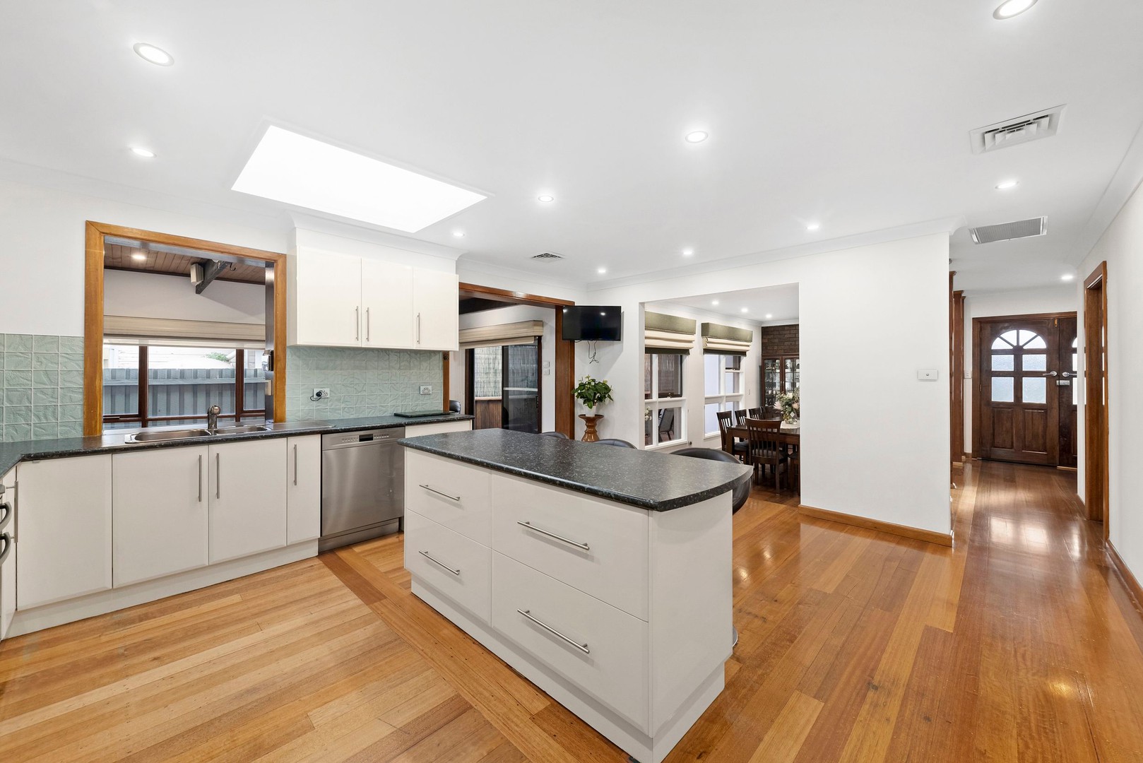 79 Sterling Drive, Keilor East, VIC 3033, Keilor East - Thumbnail 4