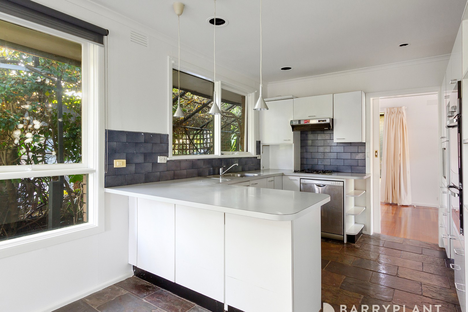 79 Strada Crescent, Wheelers Hill, VIC 3150, Wheelers Hill - Thumbnail 3