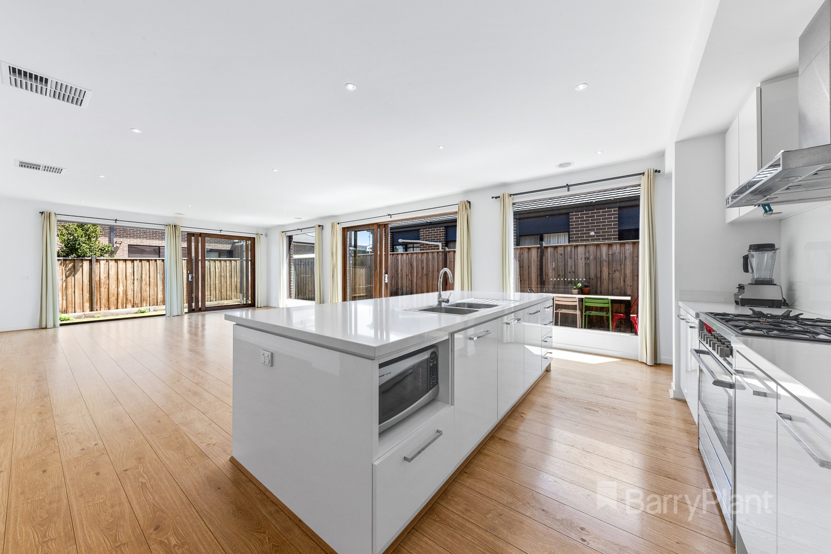 79 The Esplanade, Taylors Hill, VIC 3037 - Thumbnail 2 - 26/08/2022