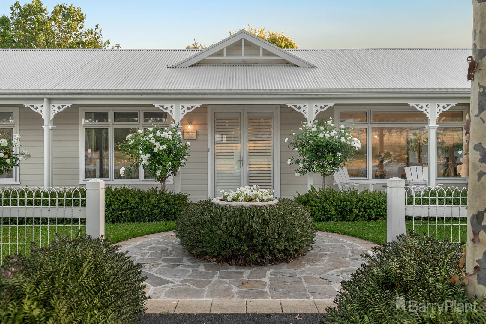 7a Memorial Drive, Narre Warren North, VIC 3804 - Thumbnail 2 - 10/01/2023