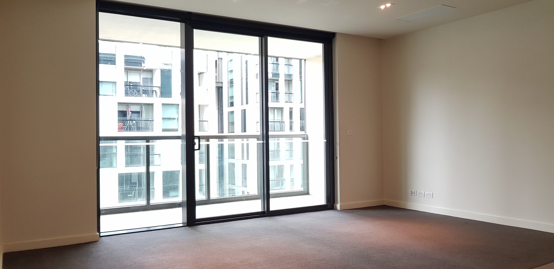 7D/8 Waterside Place, Docklands, VIC 3008, Docklands - Thumbnail 2