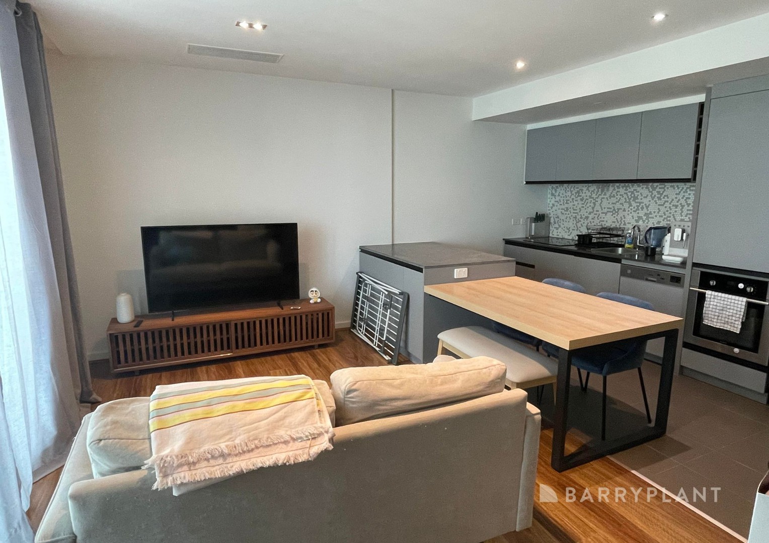 7F/8 Waterside Place, Docklands, VIC 3008, Docklands - Thumbnail 3