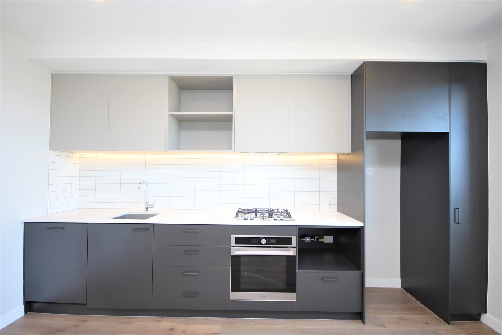 8/104 - 110 Colac  Road, Highton, VIC 3216, Highton - Thumbnail 3