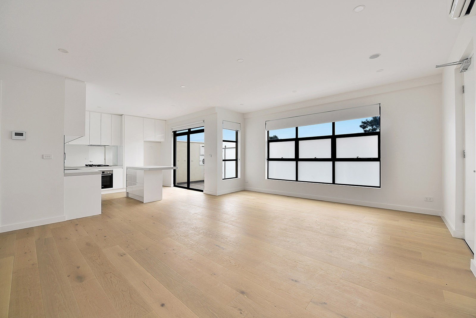 8/134 Hoffmans  Road, Essendon, VIC 3040, Essendon - Thumbnail 2