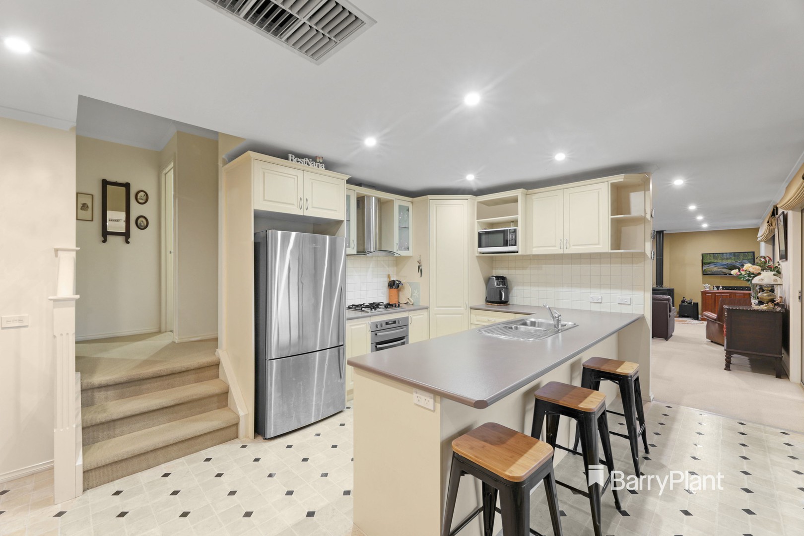 8/17 Arlie Crescent, Montrose, VIC 3765, Montrose - Thumbnail 3