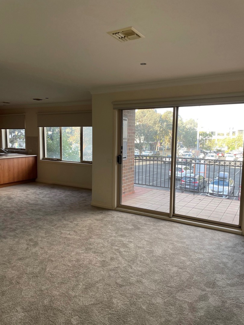 8/19 Cambridge Street, Box Hill, VIC 3128, Box Hill - Thumbnail 3