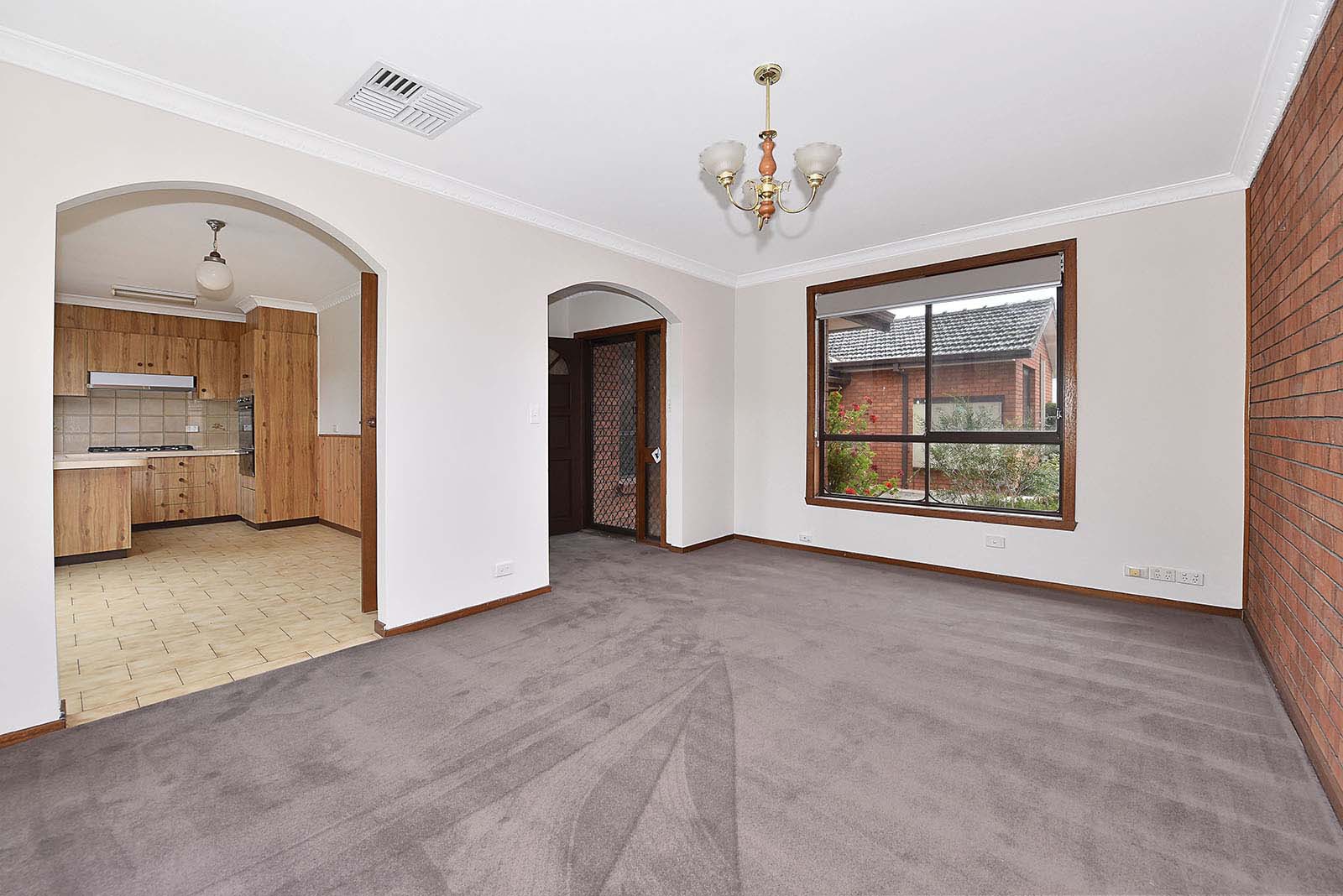 8/2-4 Carmyle Court, Avondale Heights, VIC 3034, Avondale Heights - Thumbnail 2
