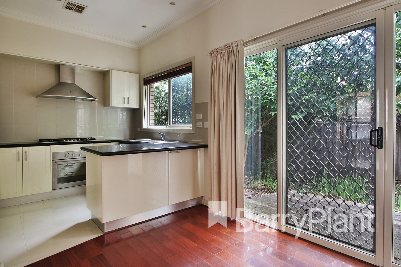8/2-4 Ireland Avenue, Doncaster East, VIC 3109, Doncaster East - Thumbnail 2
