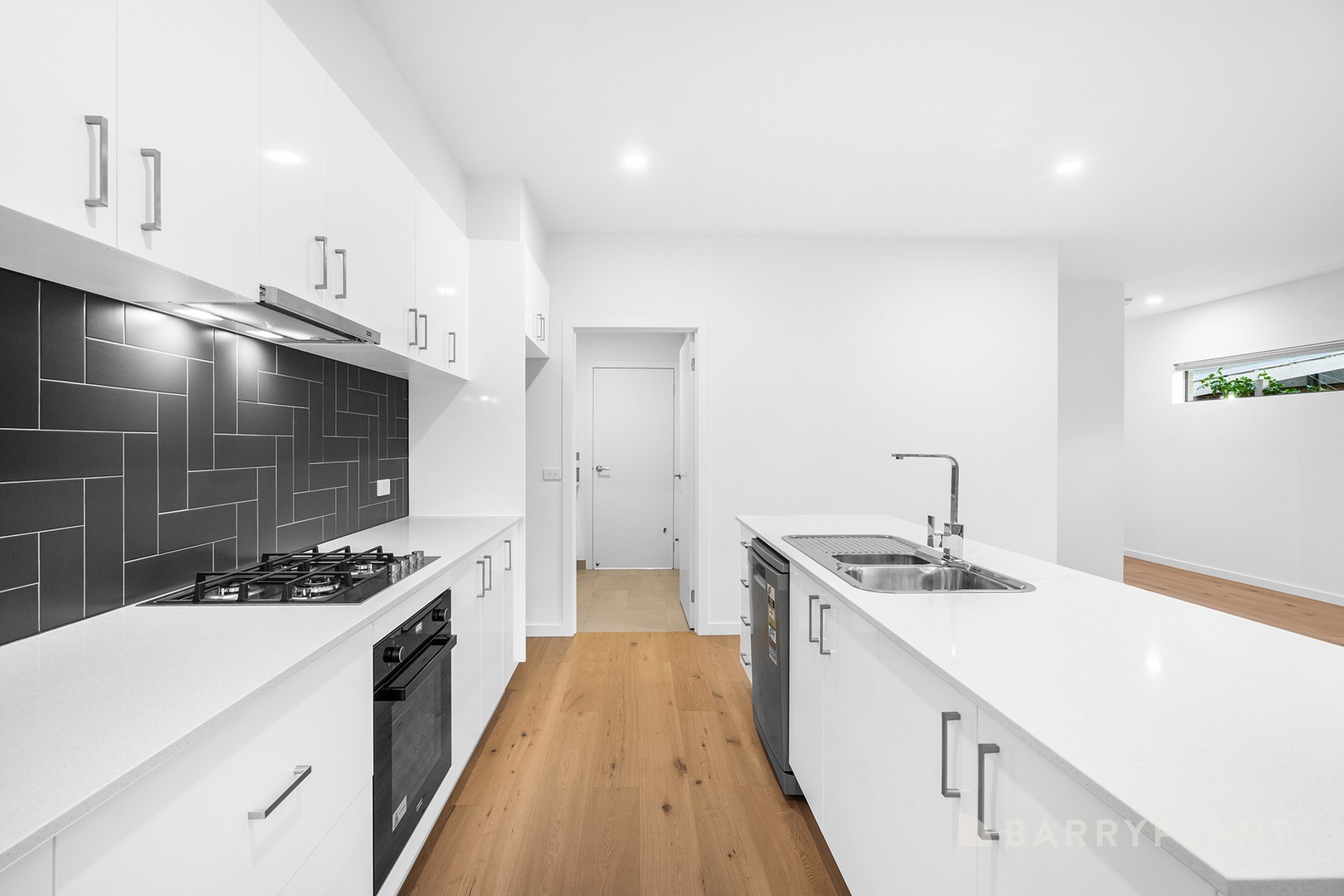 8/22-24 Rouke Street, Lilydale, VIC 3140, Lilydale - Thumbnail 2