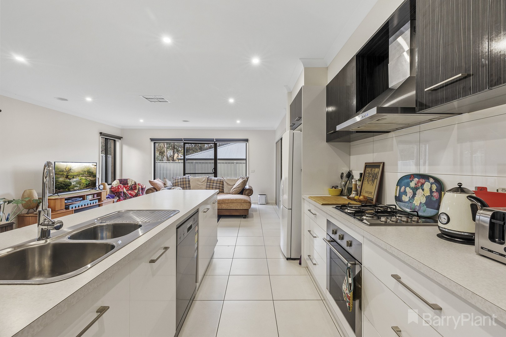 8/22A Emmett StreetGolden Square, VIC 3555, Golden Square - Thumbnail 2